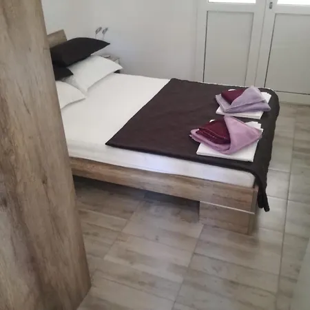 Tramontana Apartment *