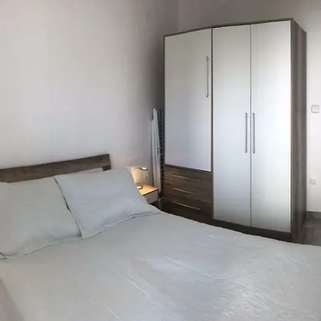 Tramontana Apartment *